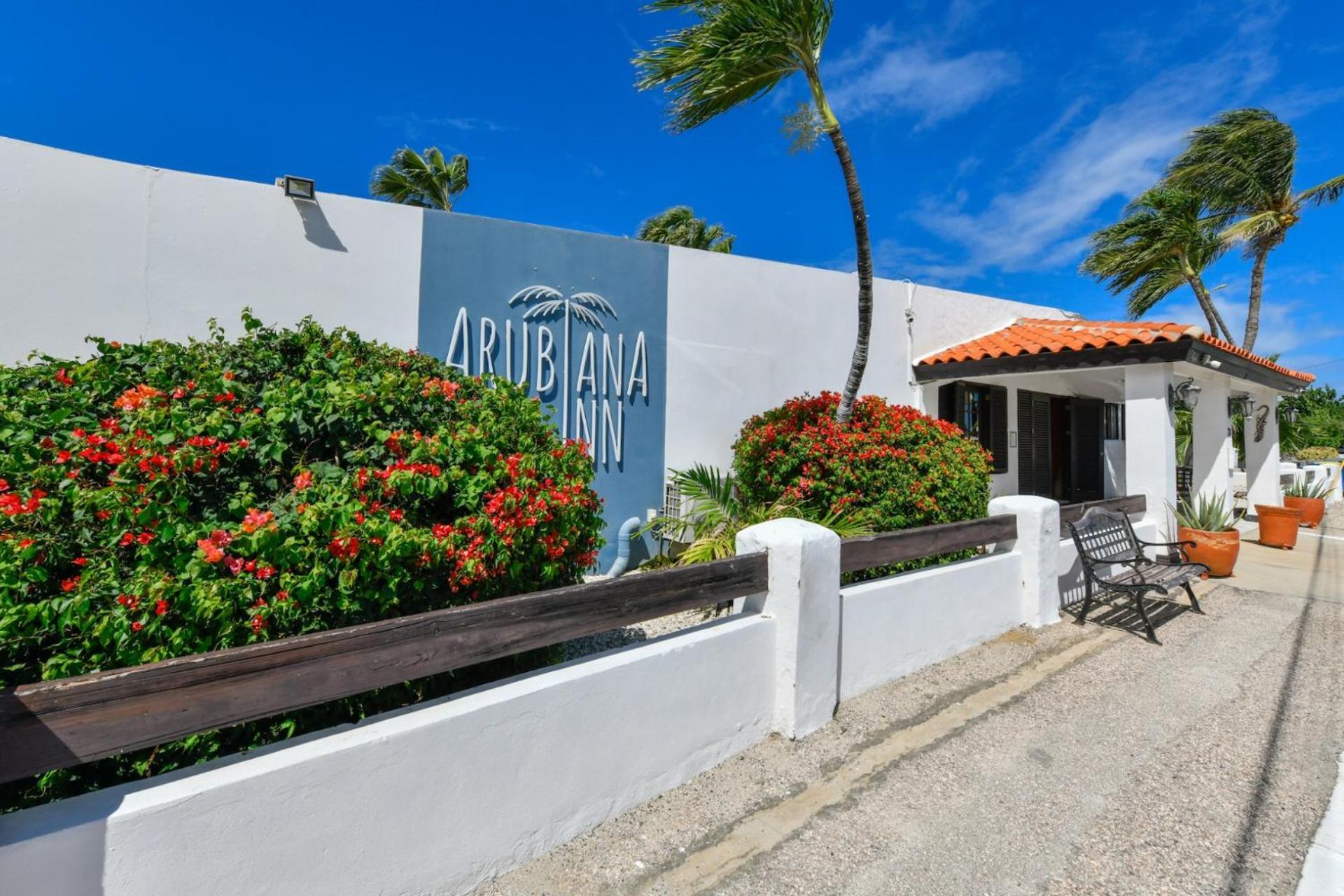 Arubiana Inn Hotel Noord Exterior photo